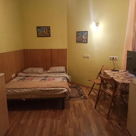 смарт-економ,10 хв до ж/д вокзалу Apartment *
